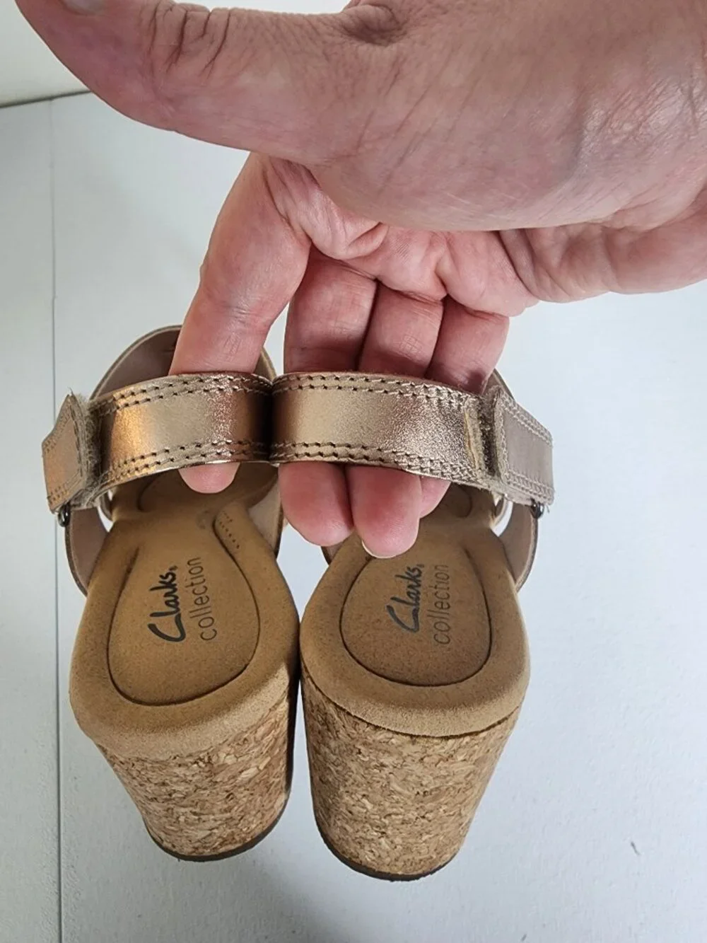 Clarks Collection Woven Leather Metallic Wedge Giselle Glow Rose Gold 8-1/2 WIDE